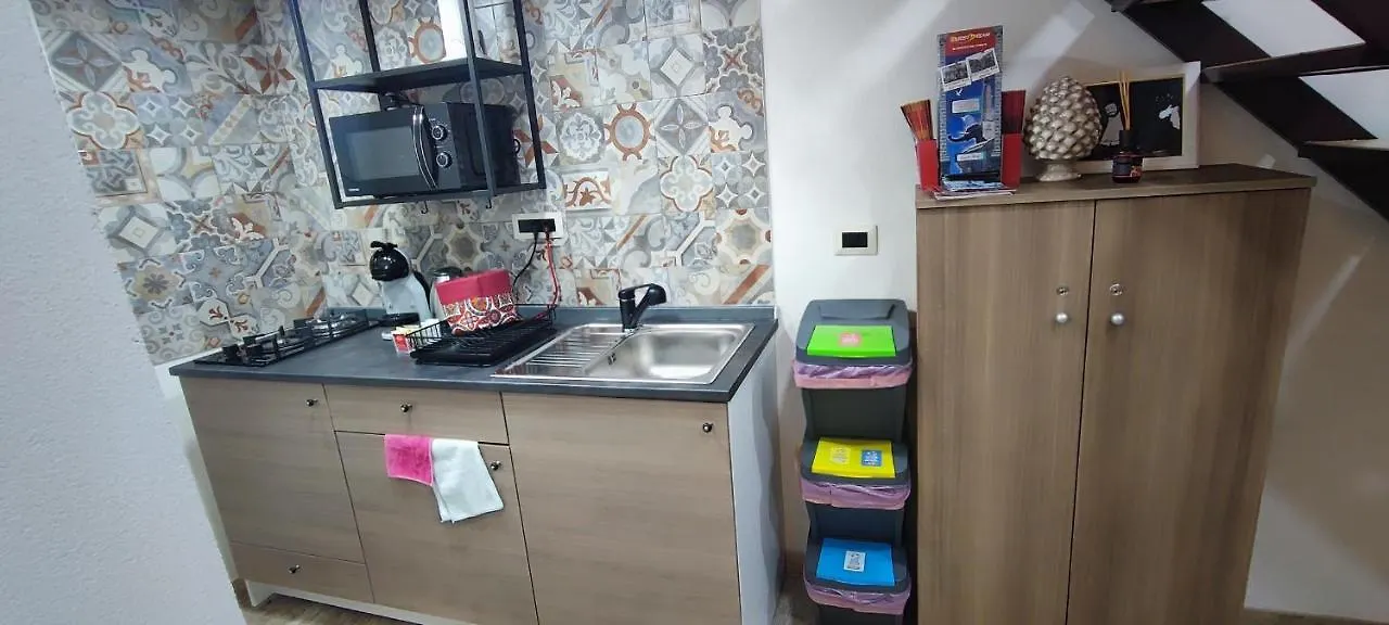 Tapia'S Rooms Big Catania