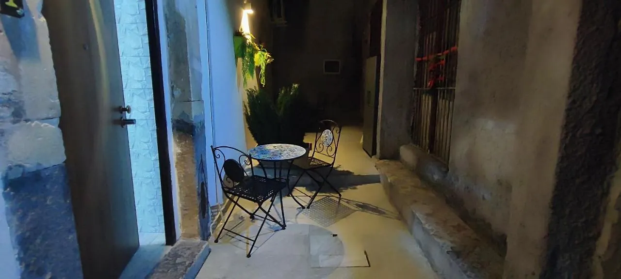 Holiday home Tapia'S Rooms Big Catania